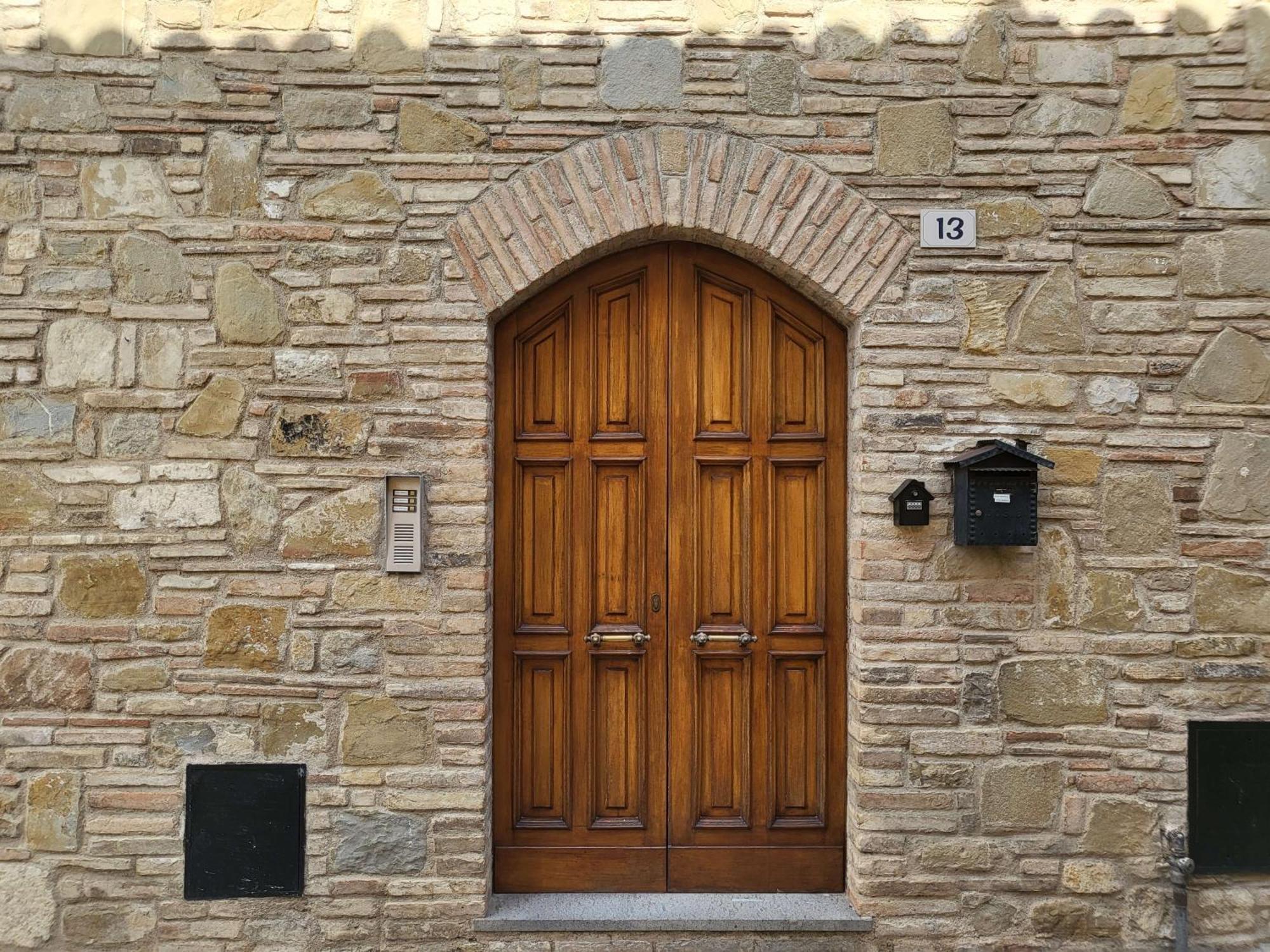 Appartamento Con Camino In Centro Storico Bevagna Kültér fotó